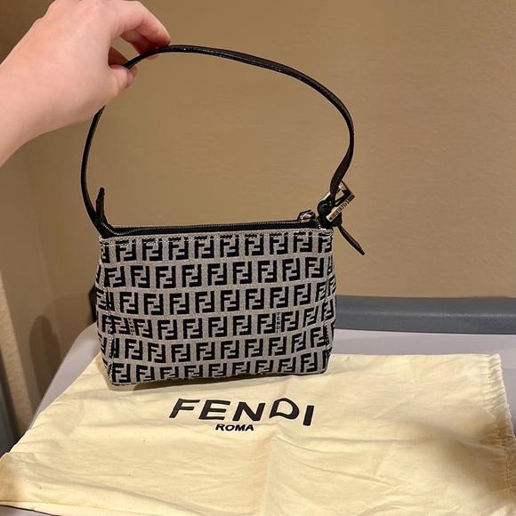 Fendi Handbags - Fendi bag